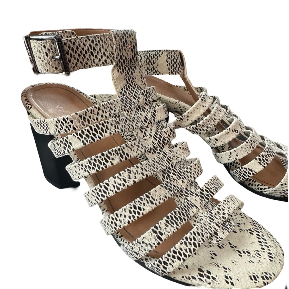 Vionic Black and Cream Strappy Sandals